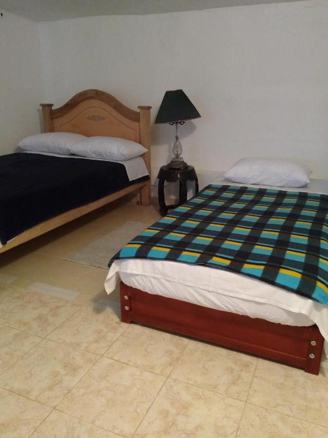 Hostal Naty Luna Jardin Ngoại thất bức ảnh